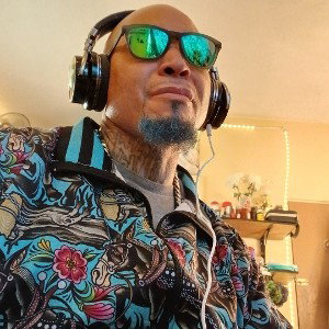 "iTs ThE oRiGiNaL(GLOCC30!)" 