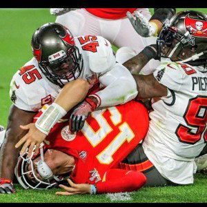 Bucs legend Tampa 2 🐐