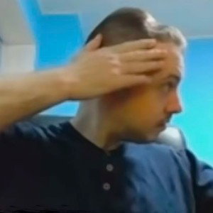 Наушники сдавили голову свэг