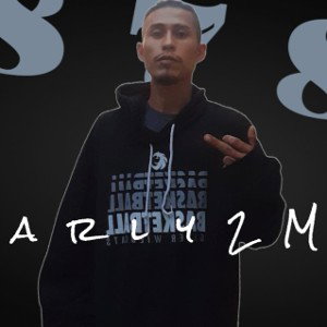 Escupiendo el micro" Charly2mil878