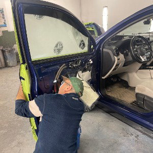 hard worker (garage)