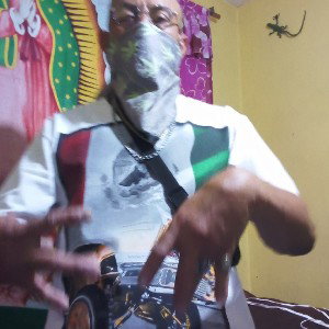 para esos chapetes que nomás se suben como estilo mequetre que nomás se suben como estilo mequetrefes