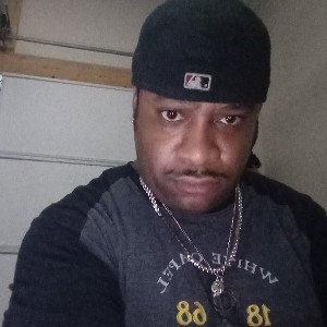 Troy White - Cutin Off Both Feet Freestyle 💪🔥💯 