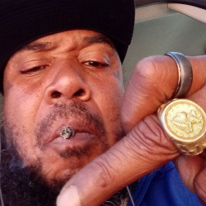 im stone i promise im solid/yeah i knew about the body i aint say nothing bout/pop e wit the bag/police on my ass/earl y