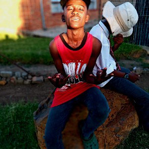 Batlao hurd'a  ft Traxl Young & Young sage