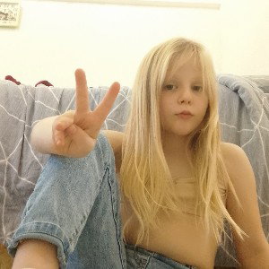 Поздравляю дедушку
