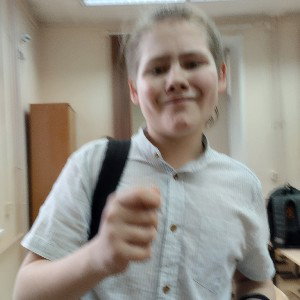 Малолетний далбаёб 