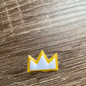 Crowns and suns (CROWNS AND SUNS)