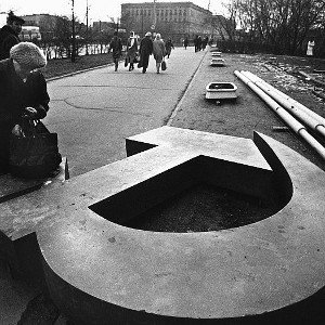 SOVIET UNION ON THE VERGE OF DEATH