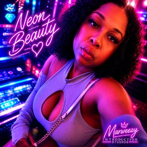 Neon Beauty 
