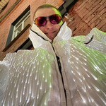 hottest
crew artist