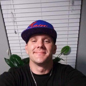 LIL CUM MUFFIN