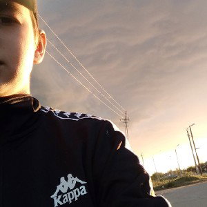 молодой 