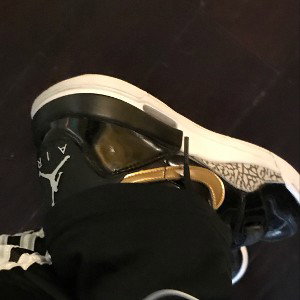 Hu