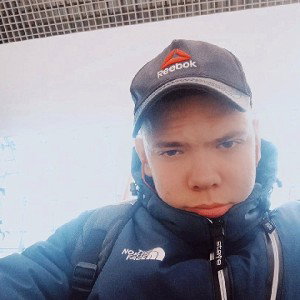 белые стены