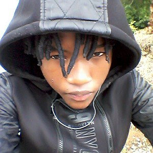 lookin  in the past 🚶🚶🚴☠☣💯💯🕉