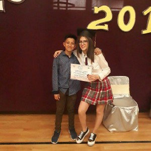 graduado y bendecido vech music (AUDIO OFICIAL)