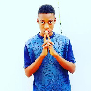 Mickelo vibes_hood life