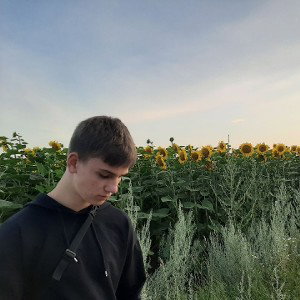жизнь трудна