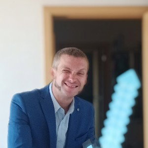 кто ты? 