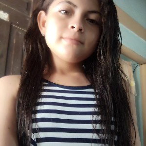 Daniela ______12