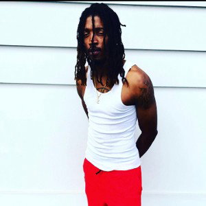 STARTED OFF FREESTYLE Ft Yung Tone 