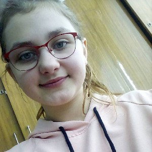 Девочка верит!