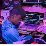 main
crew star